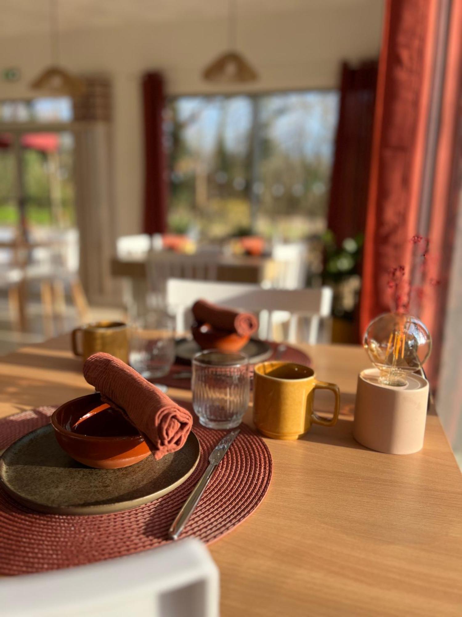 Motel Les Broussailles Mesves-sur-Loire Ngoại thất bức ảnh