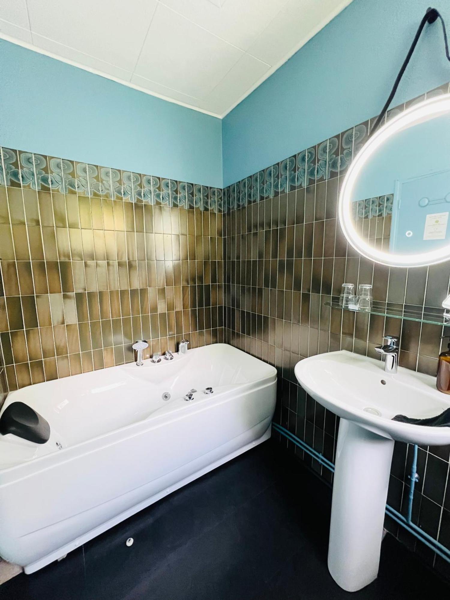 Motel Les Broussailles Mesves-sur-Loire Ngoại thất bức ảnh